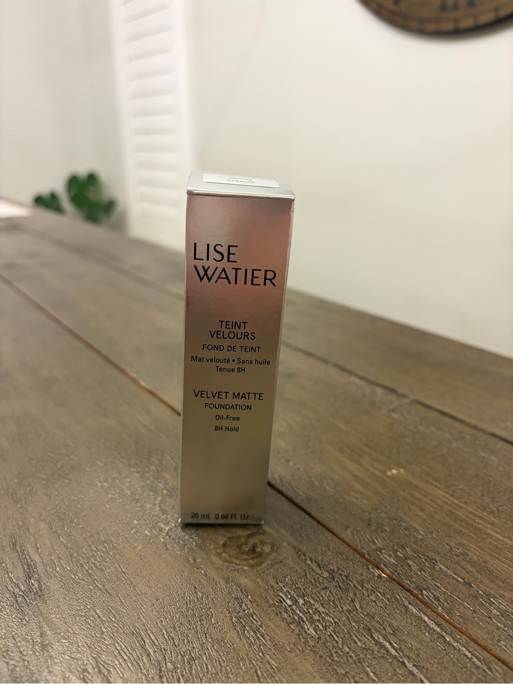 Lise Watier Velvet Matte Foundation - Neutre